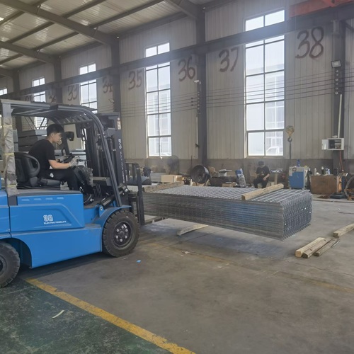 從工廠到市政，鋼格柵如何撐起工程建設半邊天？